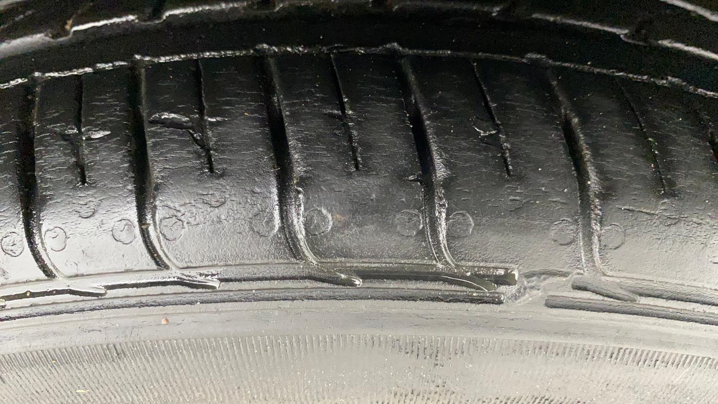 2022 Tata TIGOR XZ PLUS PETROL, Petrol, Manual, 24,626 km, Right Front Tyre Tread