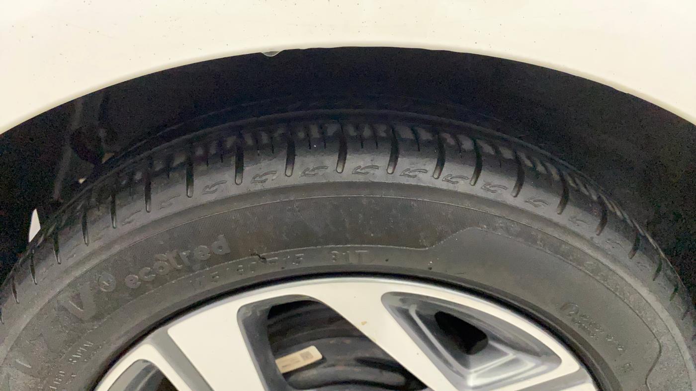 2020 Hyundai AURA SX 1.2 (O), Petrol, Manual, 12,215 km, Right Rear Tyre Tread