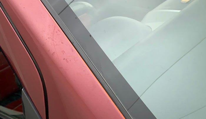 2012 Maruti Wagon R 1.0 LXI, Petrol, Manual, 65,900 km, Right A pillar - Paint is slightly faded