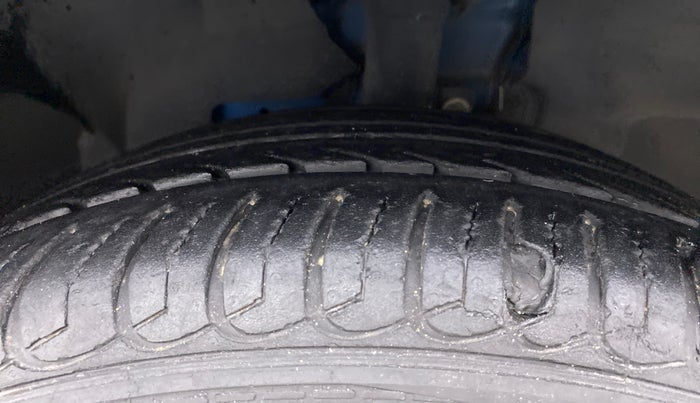 2018 Ford Ecosport TITANIUM + 1.5L PETROL AT, Petrol, Automatic, 31,153 km, Left Front Tyre Tread