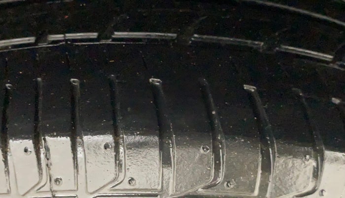 2022 Honda City 1.5L I-VTEC V MT 5TH GEN, Petrol, Manual, 30,464 km, Left Rear Tyre Tread