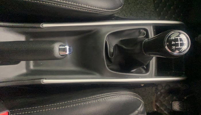 2018 Maruti Baleno ZETA PETROL 1.2, Petrol, Manual, 49,896 km, Gear Lever