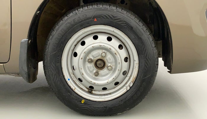 2015 Maruti Wagon R 1.0 LXI CNG, CNG, Manual, 95,391 km, Right Front Wheel
