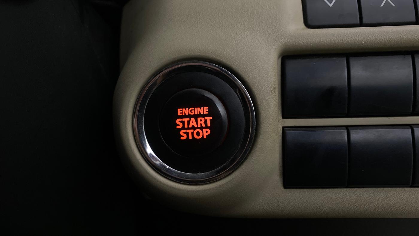 2024 Toyota Glanza V AMT, Petrol, Automatic, 49,209 km, Keyless Start/ Stop Button