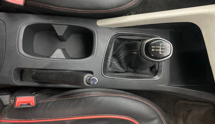 2021 Nissan MAGNITE XE, Petrol, Manual, 16,028 km, Gear Lever