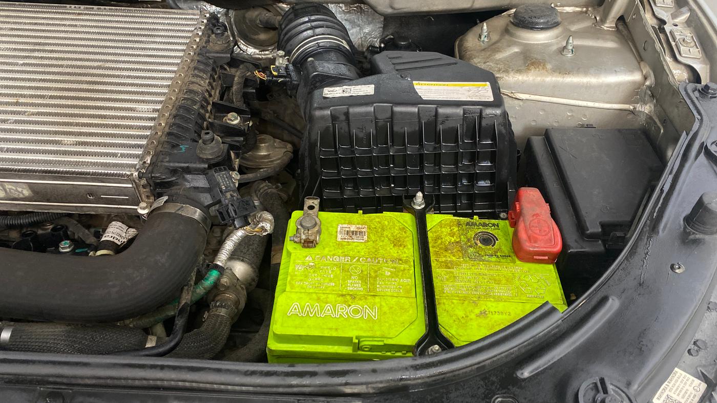 2018 Mahindra XUV500 W9 AT, Diesel, Automatic, 73,529 km, Engine View - Left