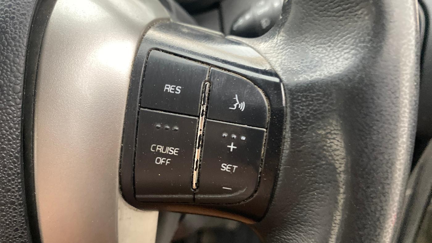 2018 Mahindra XUV500 W9 AT, Diesel, Automatic, 73,529 km, Adaptive Cruise Control