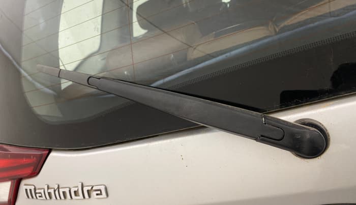 2018 Mahindra XUV500 W9 AT, Diesel, Automatic, 73,529 km, Rear Wiper