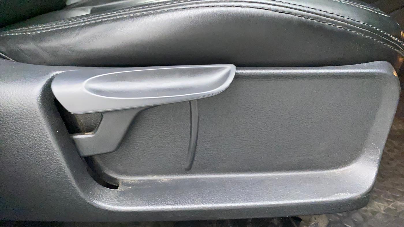 2018 Volkswagen Polo GT TSI AT, Petrol, Automatic, 1,23,890 km, Driver Side Adjustment Panel