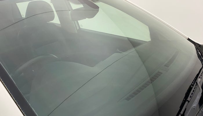 2018 Volkswagen Polo GT TSI AT, Petrol, Automatic, 1,23,890 km, Front windshield - Minor spot on windshield