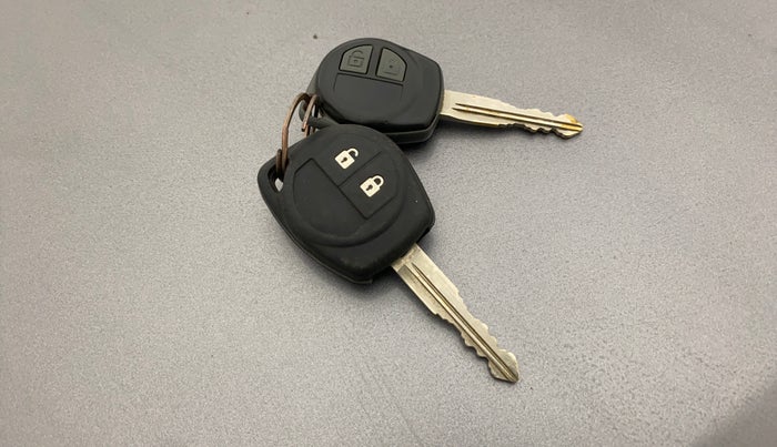 2014 Maruti Swift Dzire VXI, Petrol, Manual, 45,890 km, Key Close Up