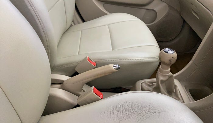 2014 Maruti Swift Dzire VXI, Petrol, Manual, 45,890 km, Gear Lever