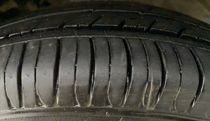 2012 Maruti Alto LXI, Petrol, Manual, 76,754 km, Left Rear Tyre Tread