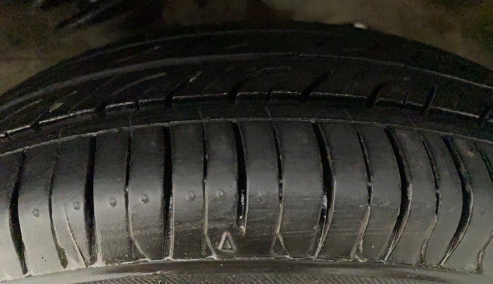 2012 Maruti Alto LXI, Petrol, Manual, 76,754 km, Right Rear Tyre Tread
