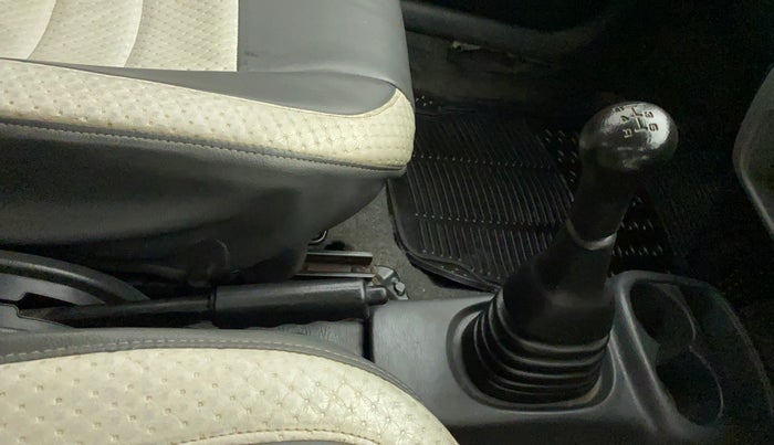 2012 Maruti Alto LXI, Petrol, Manual, 76,754 km, Gear Lever