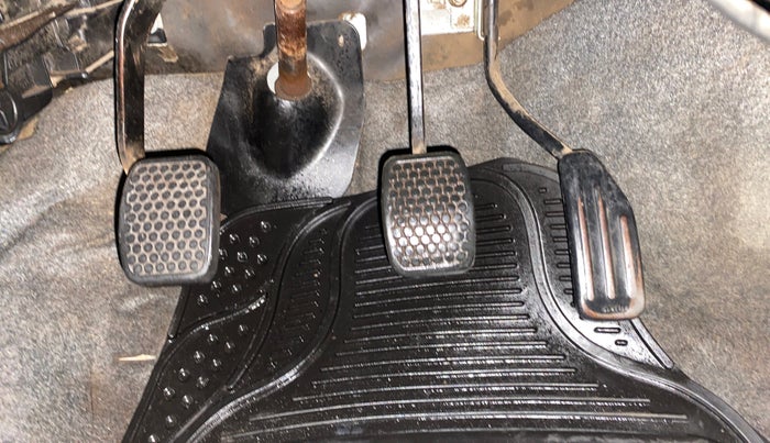 2012 Maruti Alto LXI, Petrol, Manual, 76,754 km, Pedals