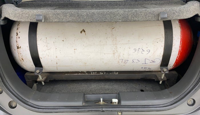 2017 Maruti Alto K10 VXI, CNG, Manual, 1,32,592 km, Boot Inside