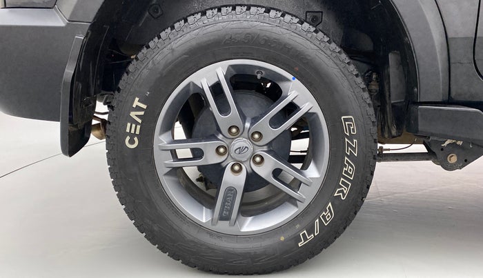 2022 Mahindra Thar LX D AT 4WD HT, Diesel, Automatic, 15,493 km, Right Rear Wheel