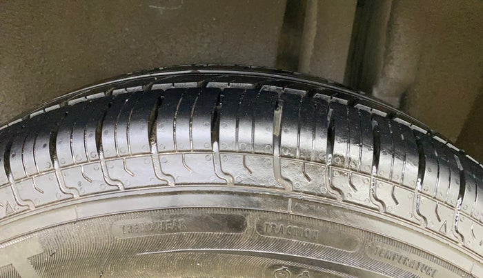 2012 Maruti Swift Dzire VXI, Petrol, Manual, 20,767 km, Left Rear Tyre Tread
