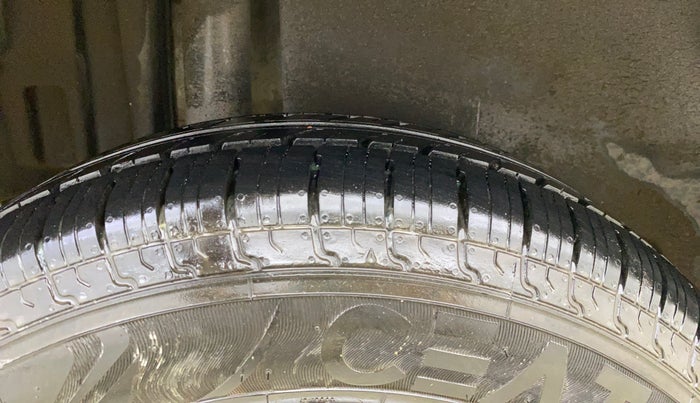 2012 Maruti Swift Dzire VXI, Petrol, Manual, 20,767 km, Right Rear Tyre Tread