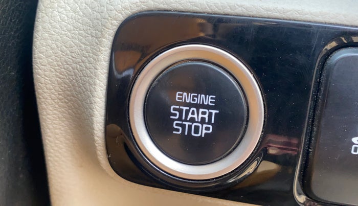 2021 KIA SONET HTX 1.5, Diesel, Manual, 51,600 km, Keyless Start/ Stop Button