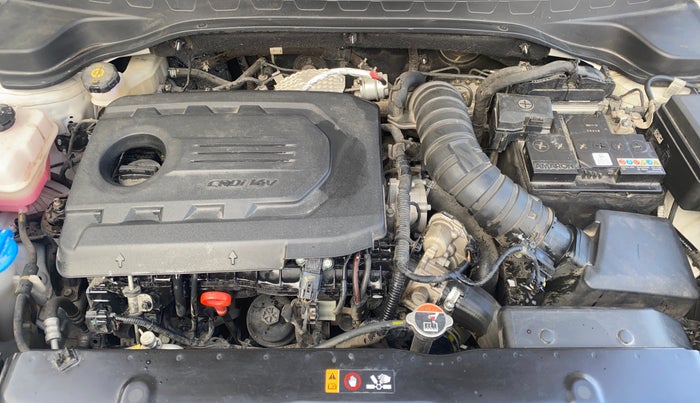 2021 KIA SONET HTX 1.5, Diesel, Manual, 51,600 km, Engine View