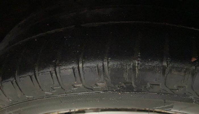 2012 Hyundai Santro Xing GL PLUS, Petrol, Manual, 57,689 km, Right Front Tyre Tread