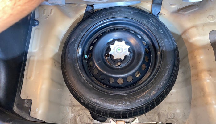 2015 Hyundai Grand i10 ASTA 1.2 KAPPA VTVT, Petrol, Manual, 60,204 km, Spare Tyre