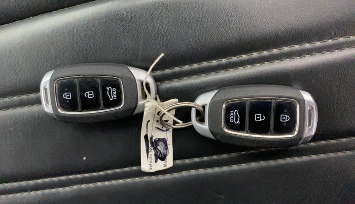 2021 Hyundai Verna SX 1.5 CRDI, Diesel, Manual, 97,843 km, Key Close Up