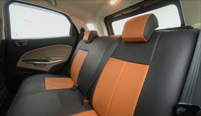 2019 Ford Ecosport 1.5 TITANIUM TI VCT, CNG, Manual, 18,014 km, Right Side Rear Door Cabin