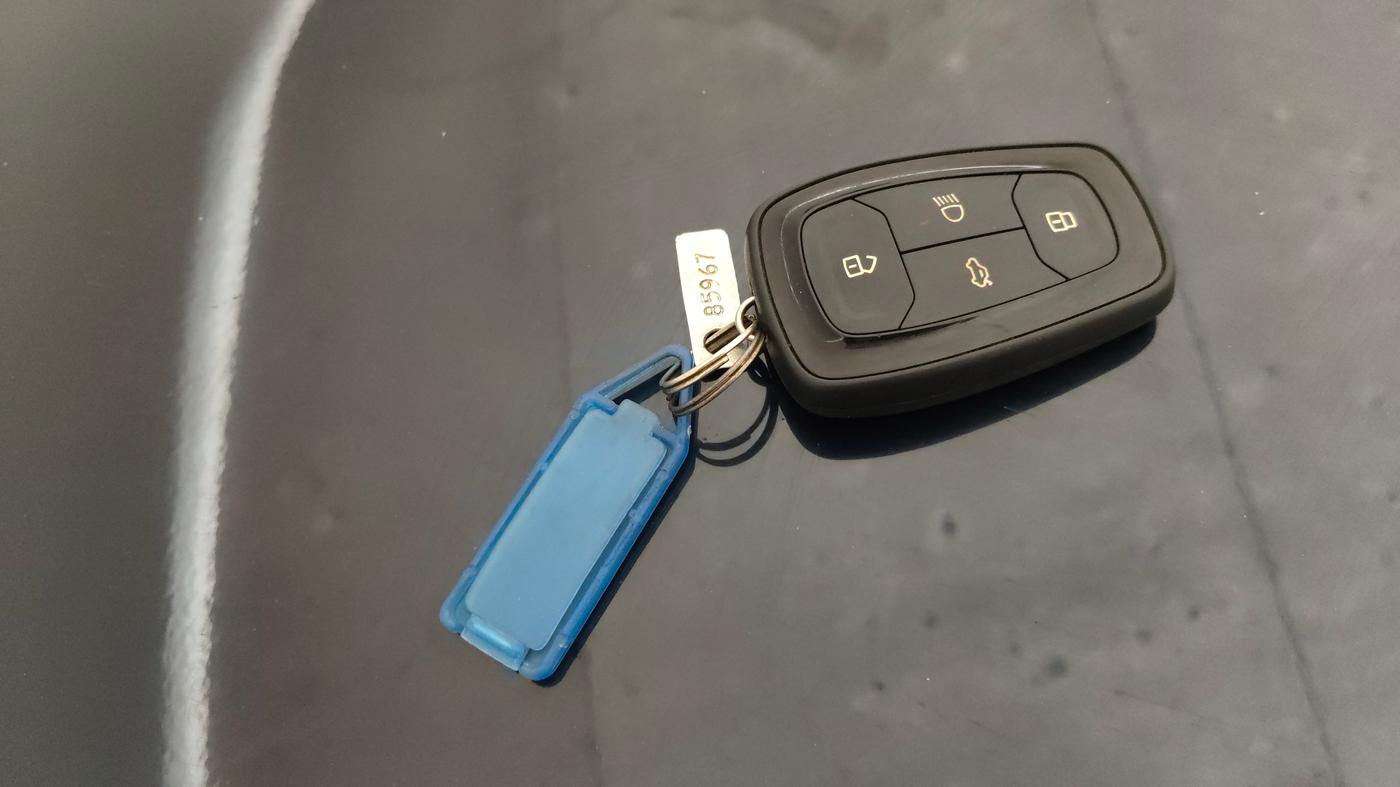 2022 Tata TIGOR XZ PLUS CNG, CNG, Manual, 76,762 km, Key Close Up