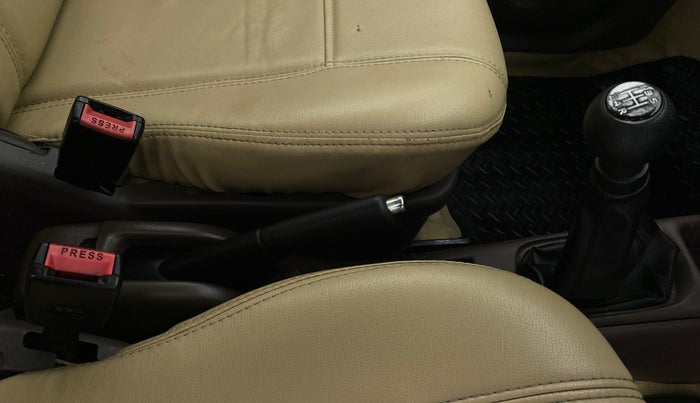 2013 Maruti Zen Estilo VXI, Petrol, Manual, 55,309 km, Gear Lever