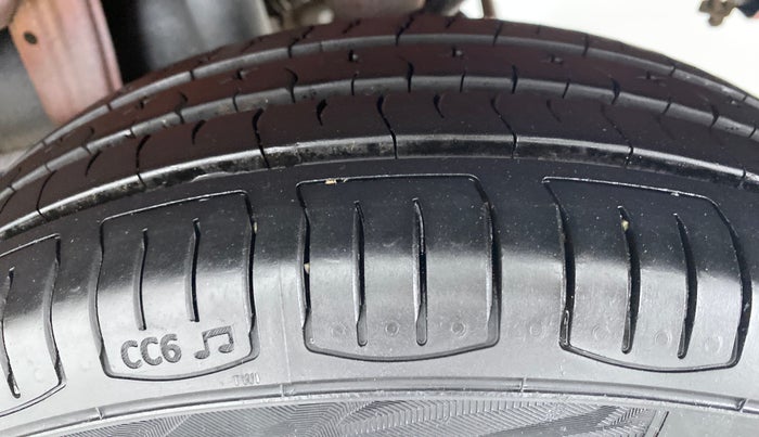 2013 Maruti Zen Estilo VXI, Petrol, Manual, 55,309 km, Left Rear Tyre Tread