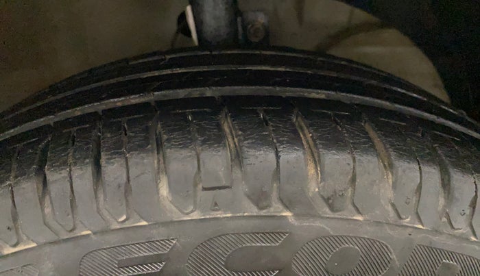 2020 Maruti Ertiga VXI SHVS, Petrol, Manual, 59,847 km, Right Front Tyre Tread