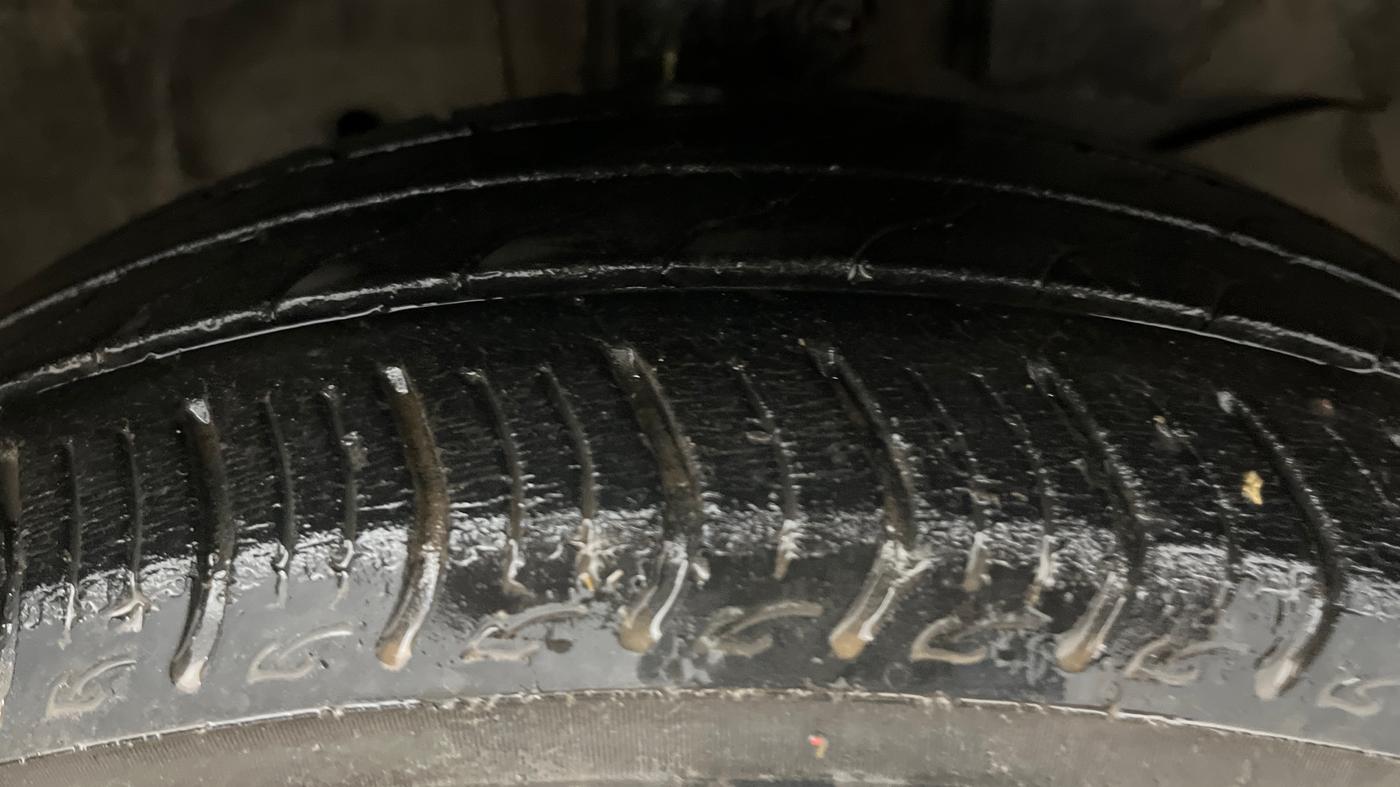 2019 Honda Amaze 1.2L I-VTEC V, Petrol, Manual, 38,078 km, Right Front Tyre Tread