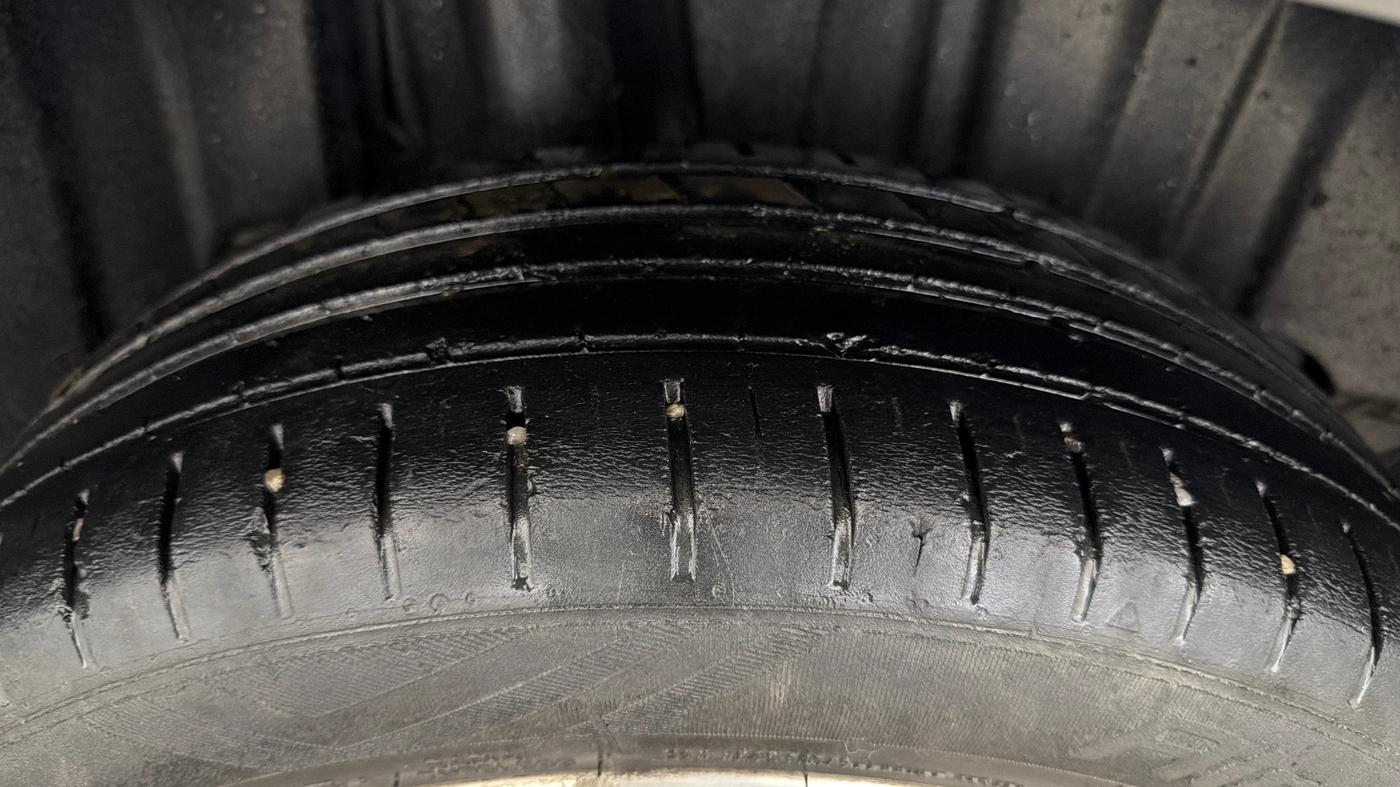 2023 Toyota Glanza G, Petrol, Manual, 28,342 km, Right Rear Tyre Tread