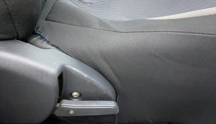 2017 Maruti Alto 800 LXI, Petrol, Manual, 43,009 km, Driver Side Adjustment Panel