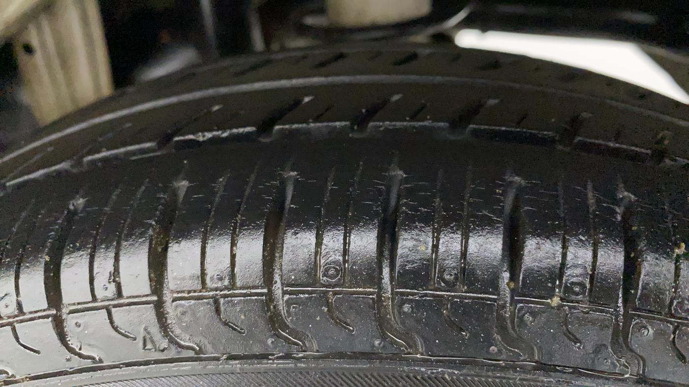2017 Maruti Alto 800 LXI, Petrol, Manual, 43,009 km, Left Rear Tyre Tread