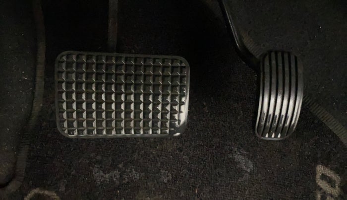 2017 Tata Tiago XZA PETROL, Petrol, Automatic, 77,082 km, Pedals