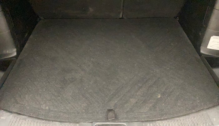 2022 Maruti S Cross ZETA AT 1.5, Petrol, Automatic, 71,082 km, Boot Inside