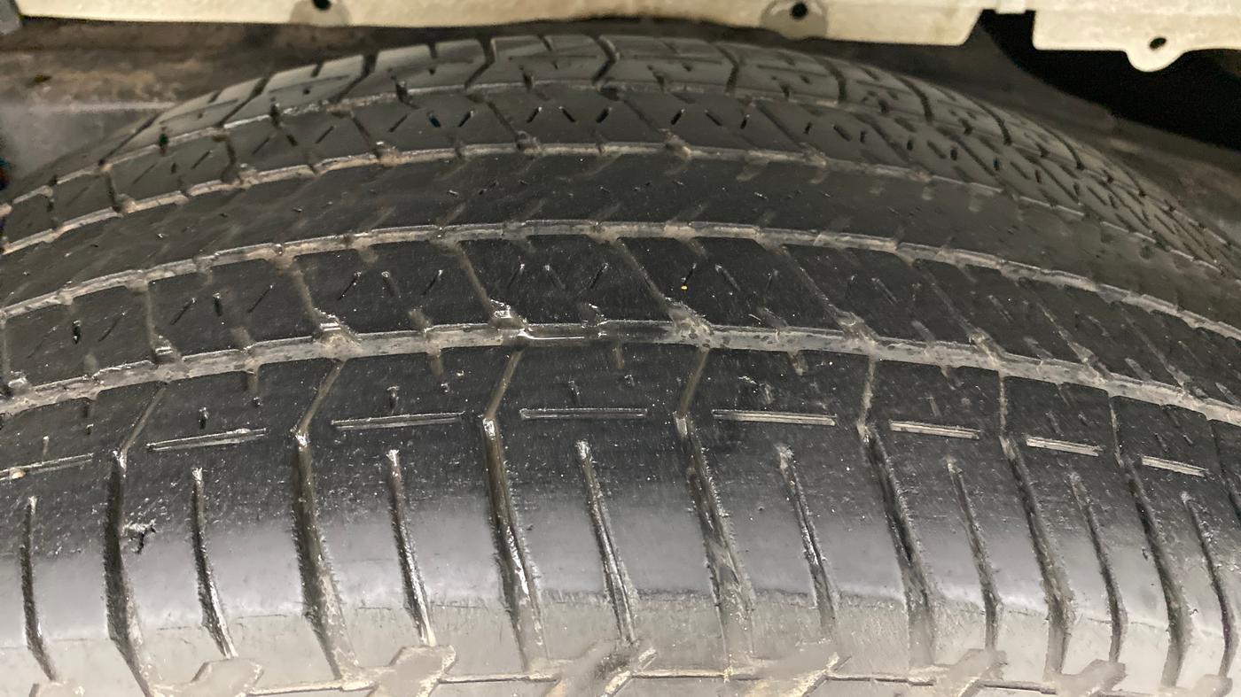 2019 Mahindra Scorpio S5, Diesel, Manual, 53,699 km, Left Rear Tyre Tread