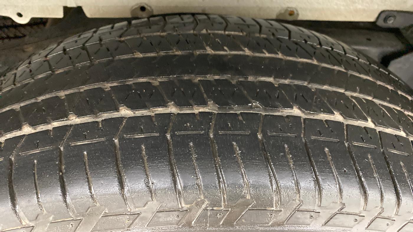 2019 Mahindra Scorpio S5, Diesel, Manual, 53,699 km, Right Rear Tyre Tread