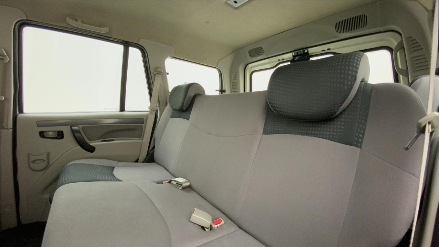 2019 Mahindra Scorpio S5, Diesel, Manual, 53,699 km, Right Side Rear Door Cabin