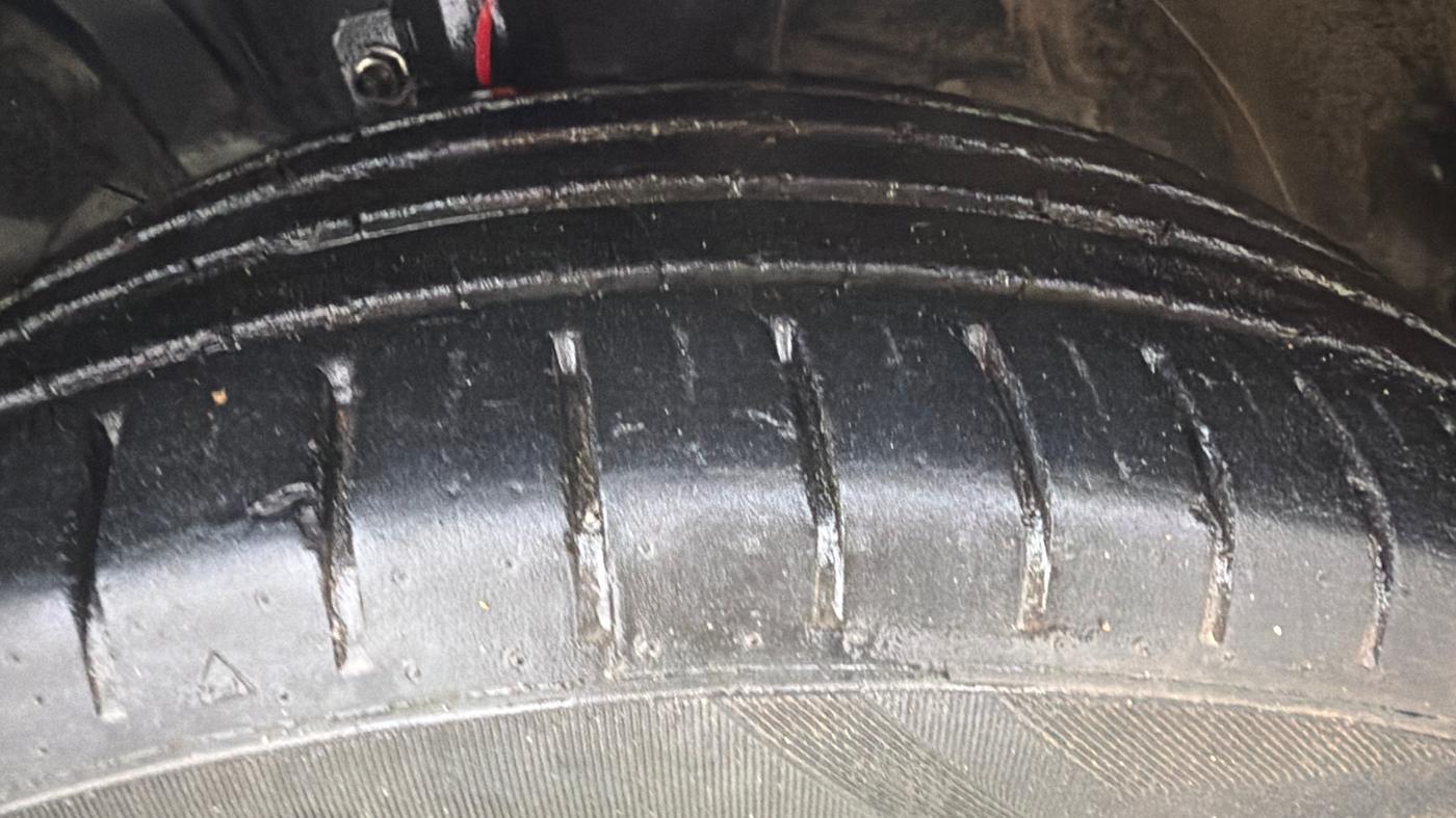 2020 Maruti Baleno ZETA CVT PETROL 1.2, Petrol, Automatic, 81,416 km, Left Front Tyre Tread