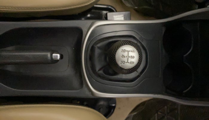 2019 Honda City 1.5L I-VTEC VX, CNG, Manual, 64,055 km, Gear Lever