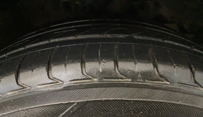 2019 Honda City 1.5L I-VTEC VX, CNG, Manual, 64,055 km, Right Front Tyre Tread