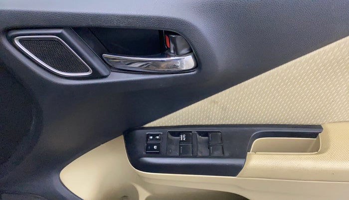 2019 Honda City 1.5L I-VTEC VX, CNG, Manual, 64,055 km, Driver Side Door Panels Control