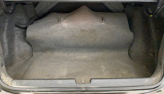 2019 Honda City 1.5L I-VTEC VX, CNG, Manual, 64,055 km, Boot Inside