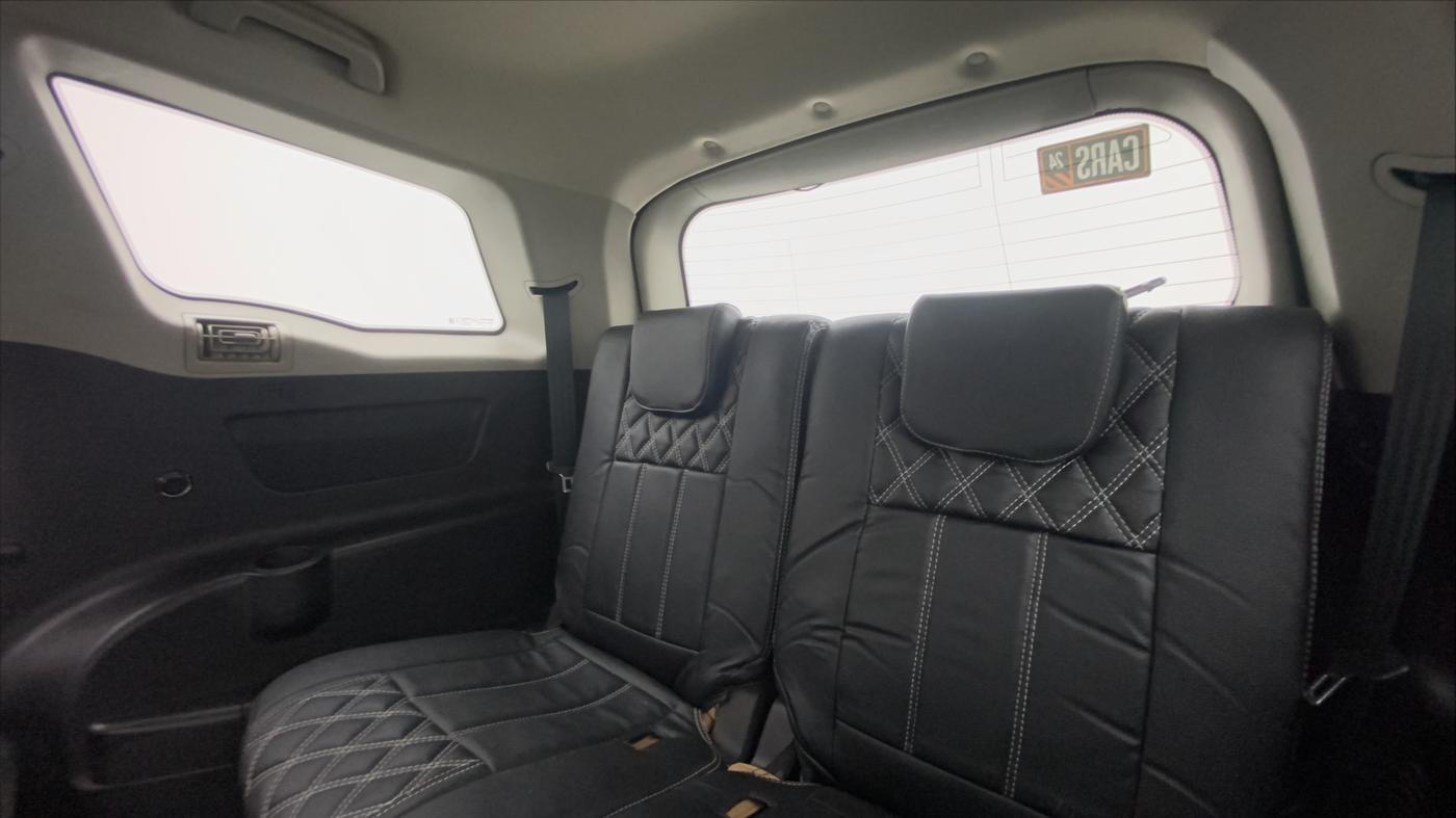 2018 Mahindra XUV500 W9, Diesel, Manual, 47,970 km, Third Seat Row ( optional )