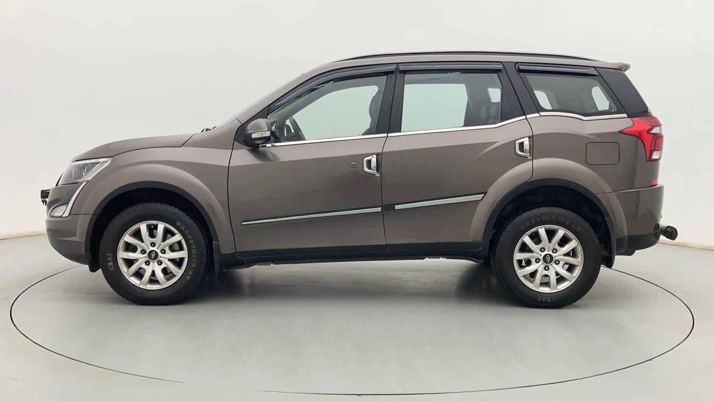 2018 Mahindra XUV500 W9, Diesel, Manual, 47,970 km, Left Side